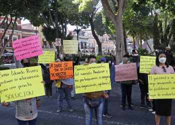 Exigen locatarios del mercado de Amalucan se cumpla con remodelación
