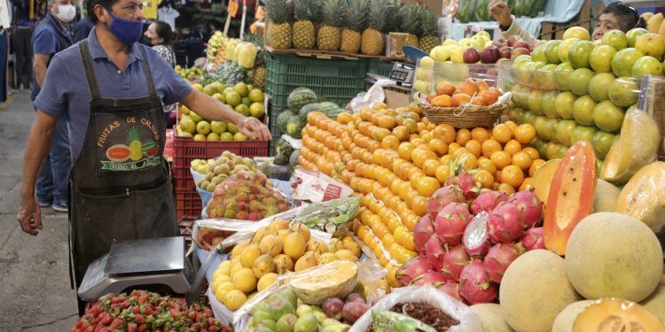Conoce los supermercados más caros y más baratos para comprar la canasta básica en Puebla