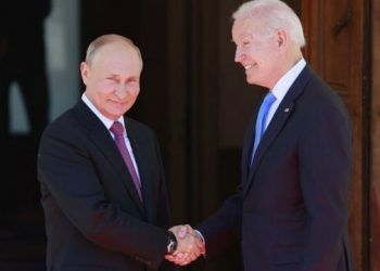 Biden consideraría sancionar directamente a Putin si Rusia invade Ucrania