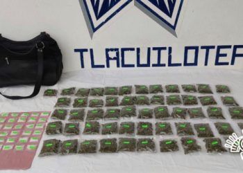 Aseguran estatales 86 envoltorios con droga en Xicotepec 