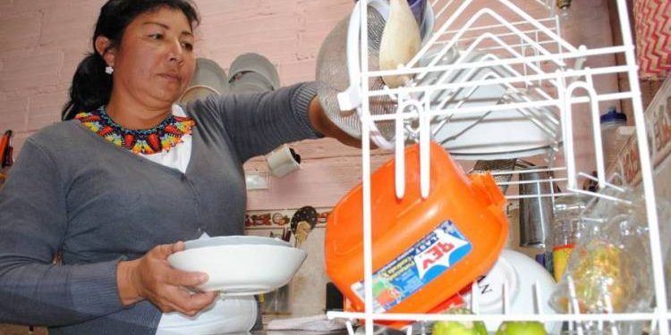 Covid aumentó carga de trabajo sin remuneración a mujeres y niñas en México