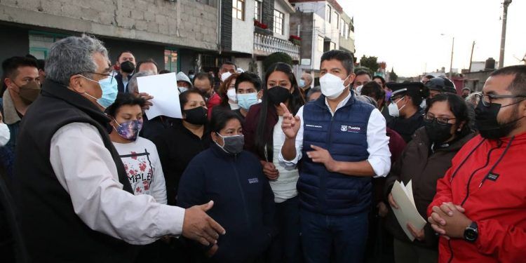 Eduardo Rivera reactiva las Caminatas por la Seguridad; inicia en Joaquín Colombres 