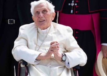 Acusan a Benedicto XVI de encubrir casos de pedofilia en Alemania