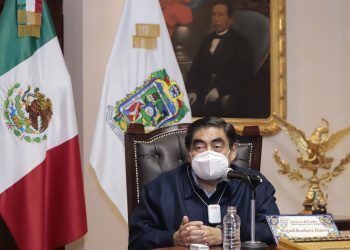 Consolidar planes de desarrollo y mantener estabilidad, pide Barbosa a presidentes municipales