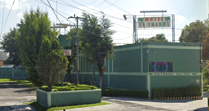 Taxista se quita la vida al interior de un motel en Puebla