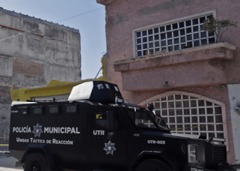Regresana sus casas afectados por estallido