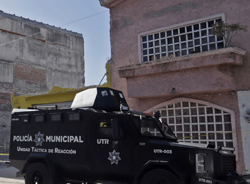 Regresana sus casas afectados por estallido