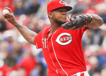 Consigue Pericos nuevo pitcher