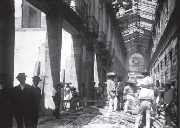 IN MEMORIAM / DESASTRE EN EL PASAJE