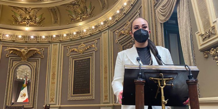 Eligen a Aurora Sierra como presidenta de la Mesa Directiva del Congreso 