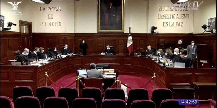 Alejandra Cuevas sale de Santa Martha Acatitla tras amparo de la SCJN
