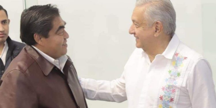 Se reúnen Barbosa y López Obrador