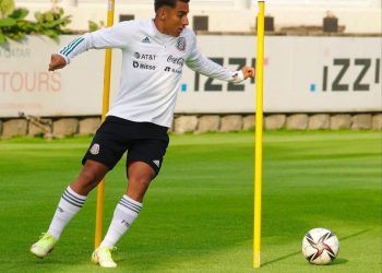 Enfranjado hará gira por Uruguay con la Selección Mexicana 