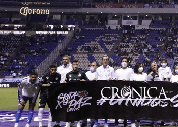 Cierra el Corona Lounge y se revisará concesión