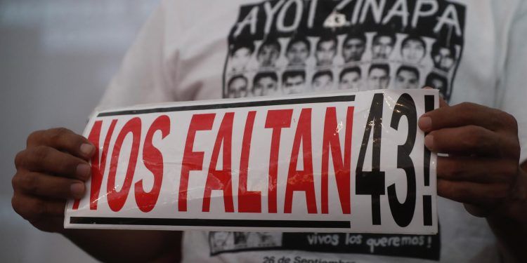 Familiares del caso Ayotzinapa ante nuevo informe: «¿Cómo no estar enojados?»