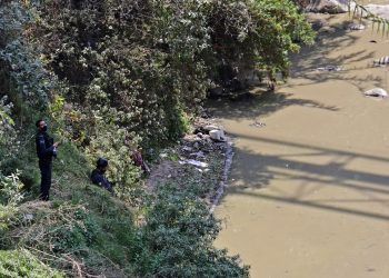 Muere hombre al caer de un puente en la colonia Barranca Honda