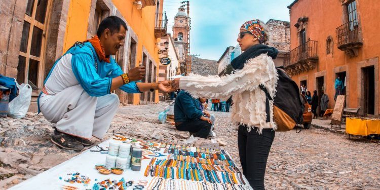 Turismo internacional en México subió 65.1 % interanual en febrero