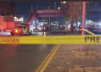 Hombre se cuelga del puente de La Libertad 