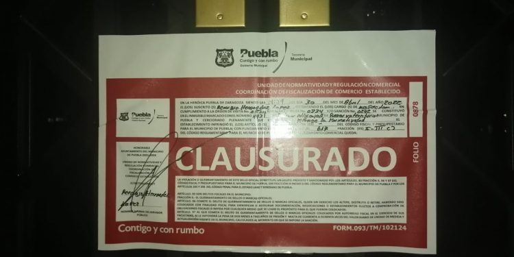 Clausuran 4 bares de Puebla por incumplir con normatividad 