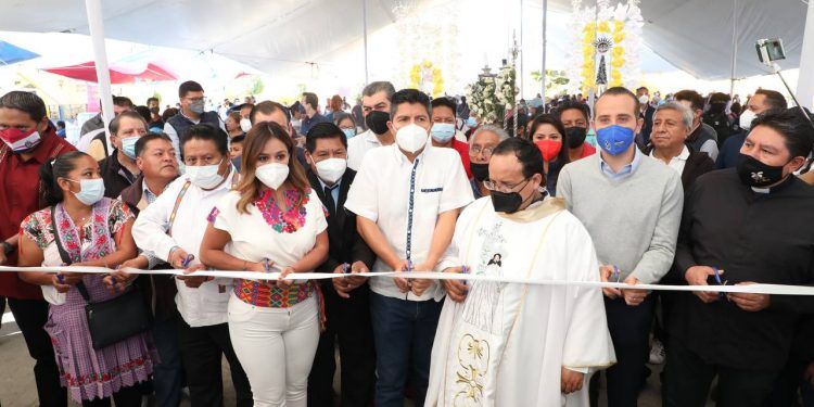 Inaugura Eduardo Rivera el Festival de la Gordita en La Resurrección