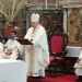 Realiza arzobispo de Puebla bendición de los Santos Óleos en Catedral