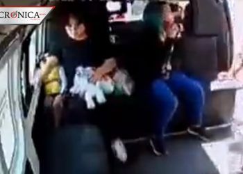 Tenía su tarea: joven suplica a ladrones que no se lleven su mochila durante asalto
