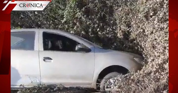 Joven termina en zanja después de tomar su primera clase de manejo (VIDEO)