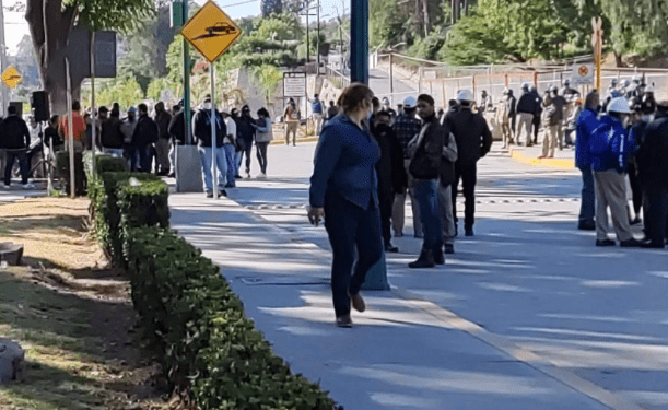 Deja 8 muertos y 11 heridos enfrenamiento en cooperativa Cruz Azul