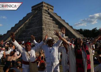 Realizan ceremonia ancestral en Chichén Itzá como agradecimiento a la Madre Tierra