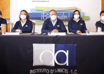 Refrenda Colegio D’Amicis certificación