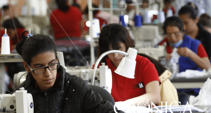 Aumentan plazas laborales en industria manufacturera