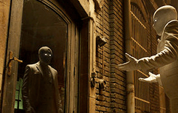 ¿Ya viste “Moon Knight”? La serie profundiza en desórdenes mentales