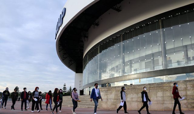 Más de 72 mil aspirantes presentan examen de admisión a la BUAP