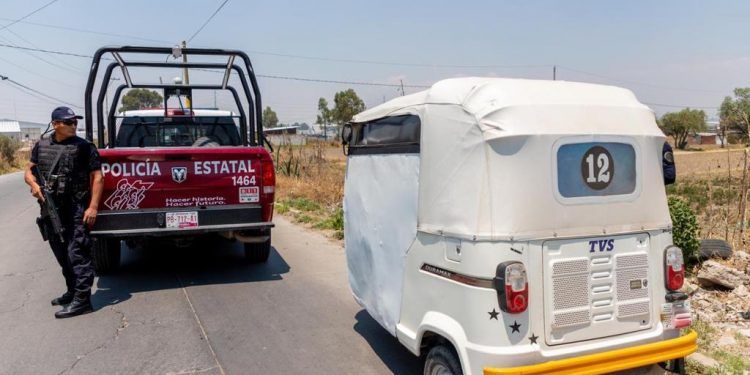 Retiran mototaxis en Cuautlancingo durante operativo 
