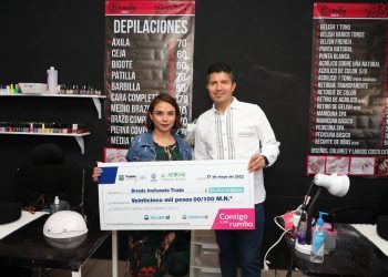 Reciben 100 emprendedores apoyo económico para iniciar negocios en Puebla