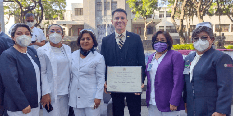 Celebra la BUAP premio de docente-investigador