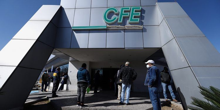 Reporta CFE pérdida neta por 106 mil mdp el año pasado