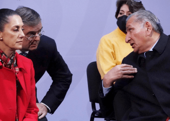 De corcholatas y carreritas,  el juego del presidente
