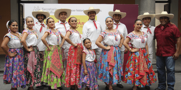 Secretaría de Cultura especializa a danzantes