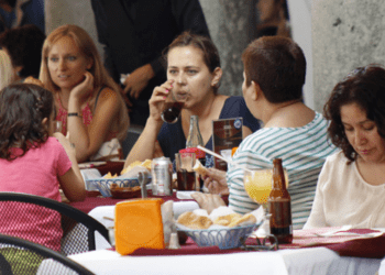 Restaurantes prevén 30% más ventas el 10 de mayo