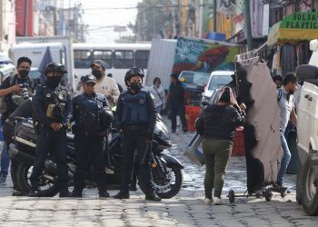 Retiran a 65 ambulantes del Centro Histórico