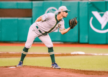 Con buen pitcheo, Pericos empata la serie