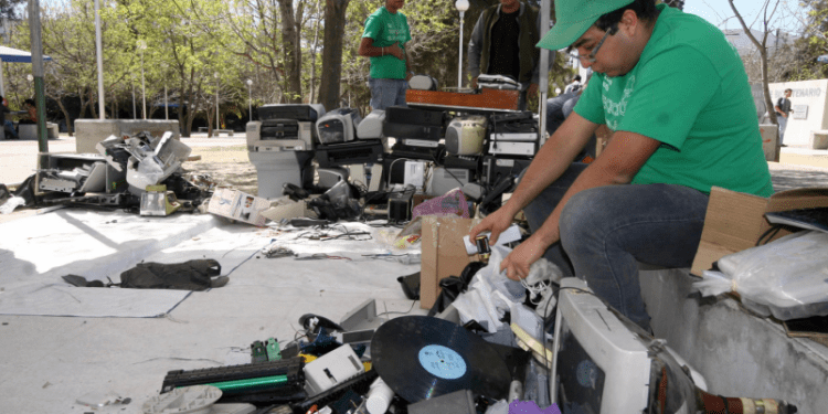 Organiza BUAP Reciclatón pro conciencia ambiental
