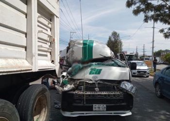 Choca ruta 28 con tráiler; hay nueve heridos 