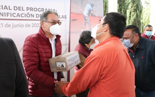 Beneficia SEP a más de 2 mil escuelas poblanas con mantenimiento