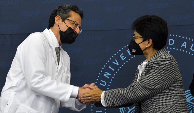 Anuncia Lilia Cedillo nuevo edificio para la Facultad de Medicina BUAP 