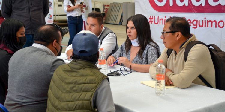 Atiende Norma Layón a más de 400 texmeluquenses en «Miércoles Ciudadano» 