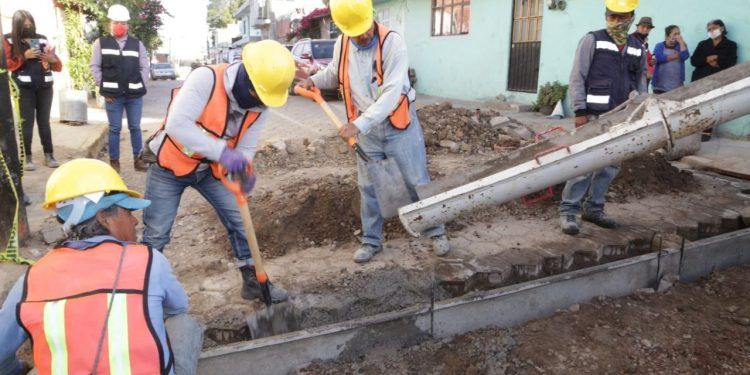 Al 93% la rehabilitación de vialidad en Guadalupe Caleras, reporta ayuntamiento