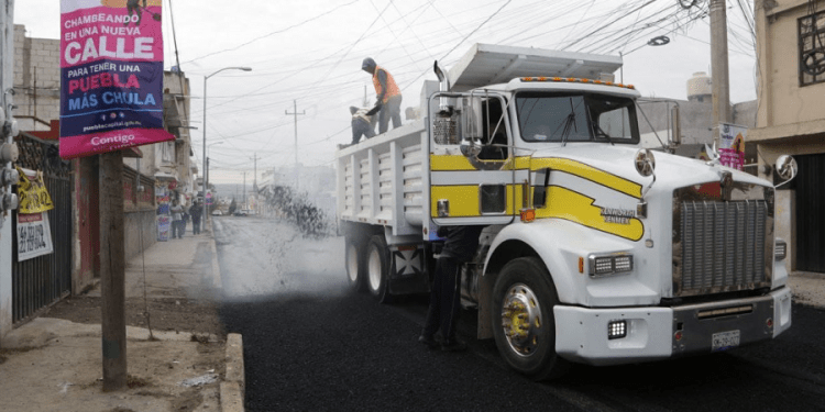 Pese a temporada de lluvias, seguirá la atención a bacheo