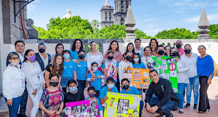 Niños y adolescentes, con voz en la capital